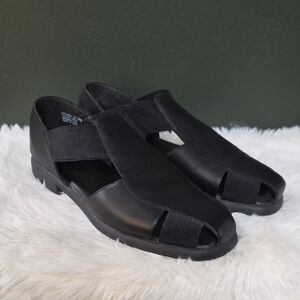 Mootsies Tootsies Black Leather Sandals New Size 10